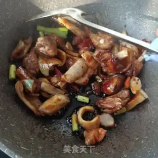 Make Pork-skin-burning potato step 12