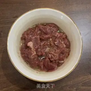 Make Tomato beef noodles step 2