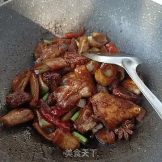 Make Pork-skin-burning potato step 13