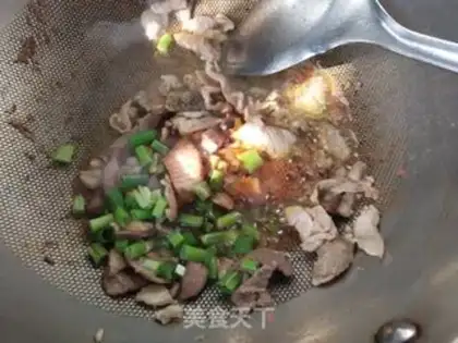 Make Celery fried meat step 3