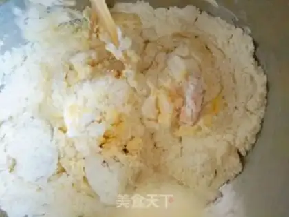 Make The bread superman squeezed step 3