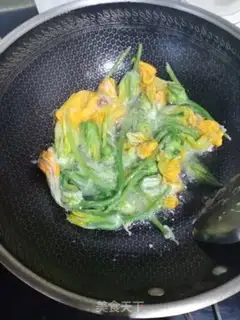 Make Homemade honey beans step 1