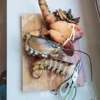 Make Yellow and lobster tails step 1