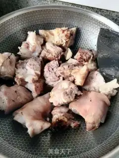 Make Red burning of pigs