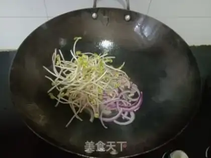 Make The bean sprouts step 3