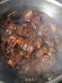 Make Red burning of pigs