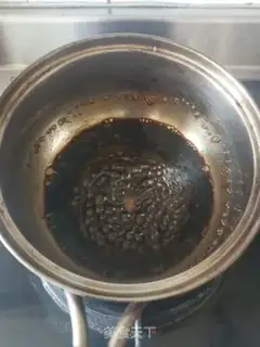 Make Homemade red sugar pearls step 1