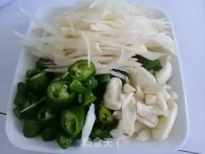 Make Ginger chicken step 1
