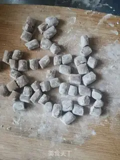 Make Homemade red sugar pearls step 11