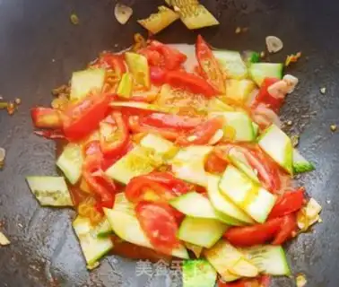 Make Tomato cucumber fried eggs step 10
