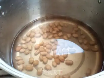 Make Peanut silver ear rice porridge step 3