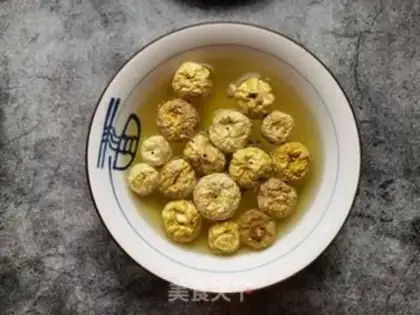 Make Polio gravy soup step 1