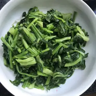 Make Spinach with bean sprouts step 4