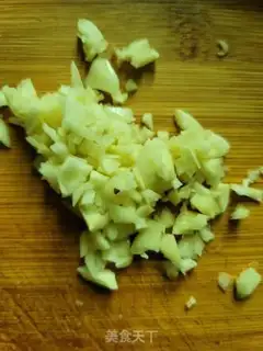 Make Garlic rinds step 1