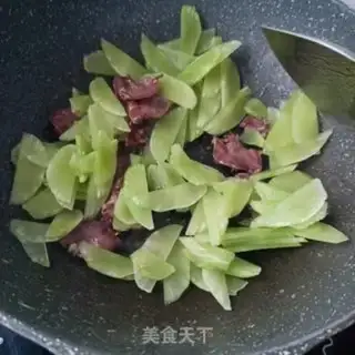 Make The pig