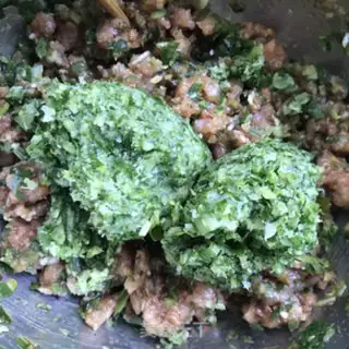 Make Celery meat dumplings step 4