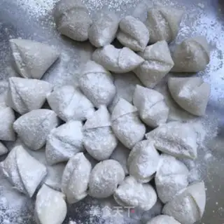 Make Celery meat dumplings step 6