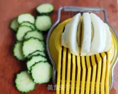 Make Low fat salad step 6