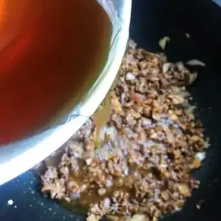 Make Puffy beef pasta step 7