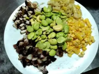 Make The bean rice step 0