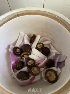 Make Beer chicken and mushrooms step 5