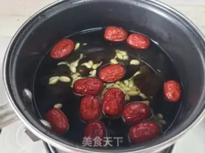 Make Black-middle-ear bean spoon step 2