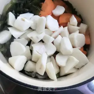 Make Carrot Mountain medicine sea soup step 6