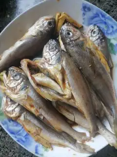 Make Spicy yellowfish step 0