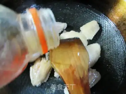 Make Sour plum soup in the wings step 4