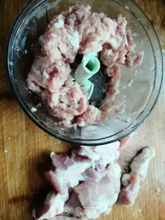 Make A barley-paste bun step 4