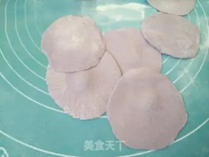 Make Purple roses step 5