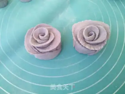 Make Purple roses step 7