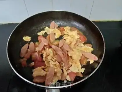 Make Tomato egg noodles step 11