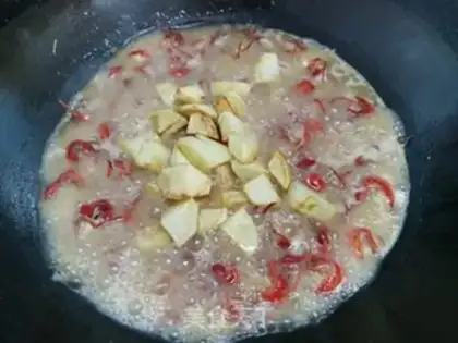 Make Potato shrimp balls step 8