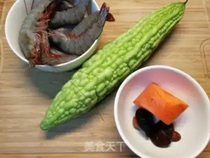Make Shrimp with bitter melons step 0