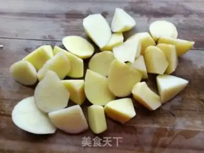 Make Chicken leg and potatoes step 2