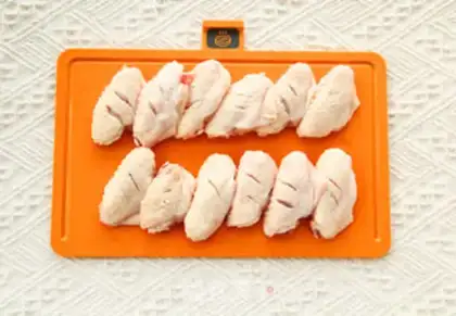 Make Lemon, black pepper wings step 1