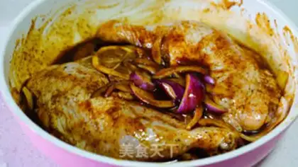 Make Black pepper potato roast chicken leg step 1