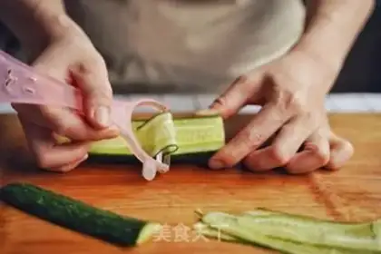 Make A meat-sweet sandwich step 1