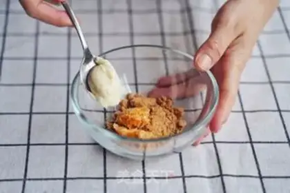 Make A meat-sweet sandwich step 3