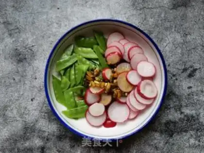 Make Dutch cherry radish beef step 5