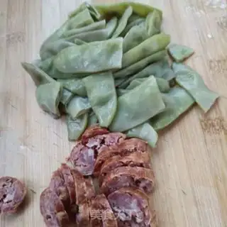 Make The roasted sausage, the lentils step 0