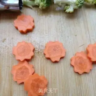Make Shrimp salad step 1