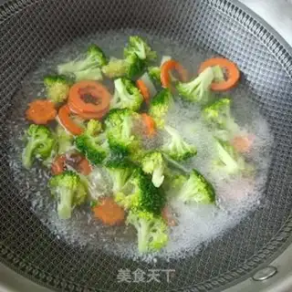 Make Shrimp salad step 6