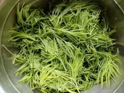 Make Carrot steamed broom seed step 0