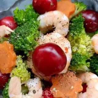 Make Shrimp salad step 17