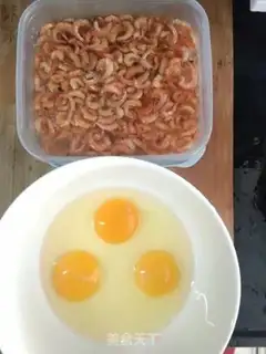 Make Shrimp egg rice step 1