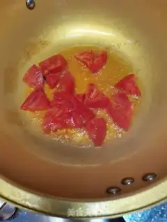 Make Tomato shrimp soup step 0