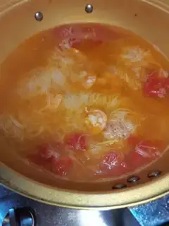Make Tomato shrimp soup step 4