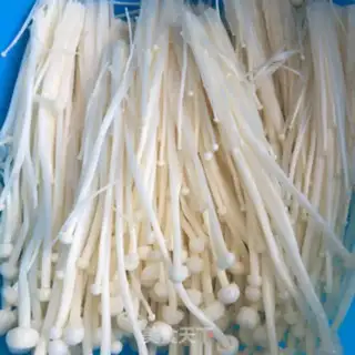 Make Garlic fans steamed golden needle mushrooms step 0